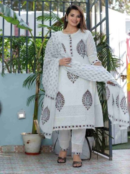 cotton fabric Kurti with hand printed kurti and Pant and mulmul Dupatta -In very fine Quality